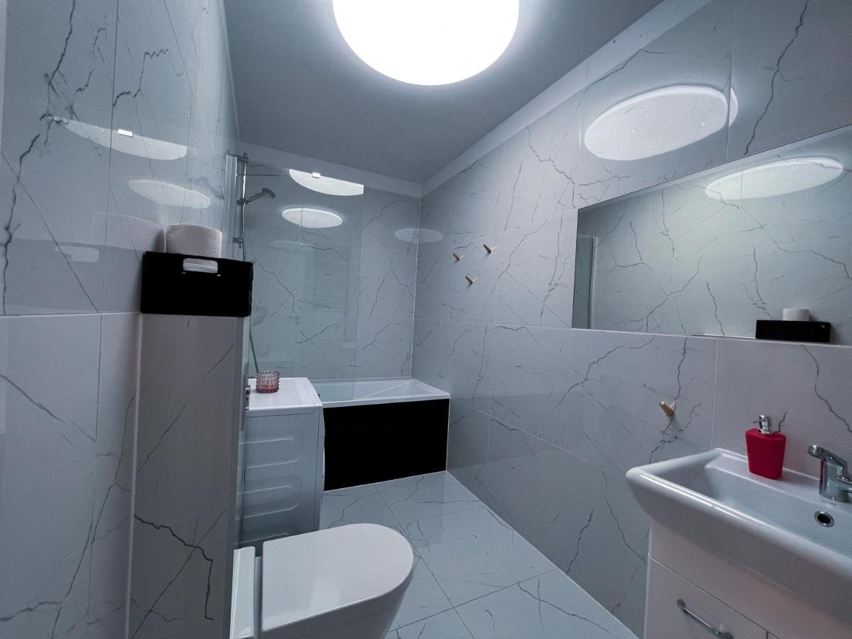 Mojemiedzyzdroje Lu 7A - Luksusowy Apartament 100 Metrow Od Morza Ngoại thất bức ảnh